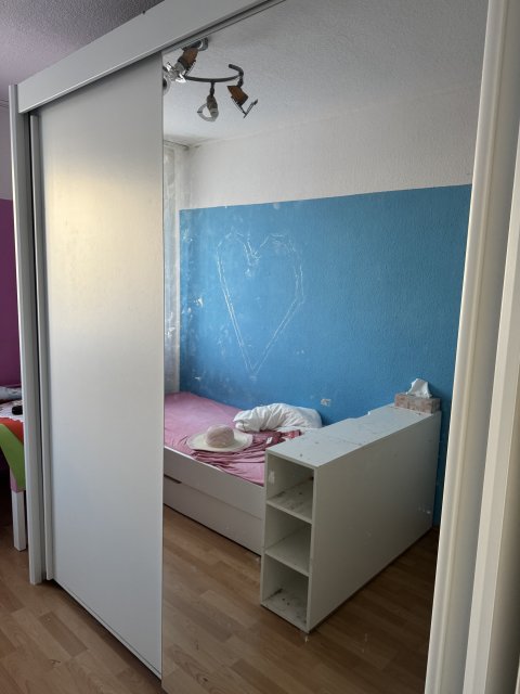 Schwebetürenschrank 3