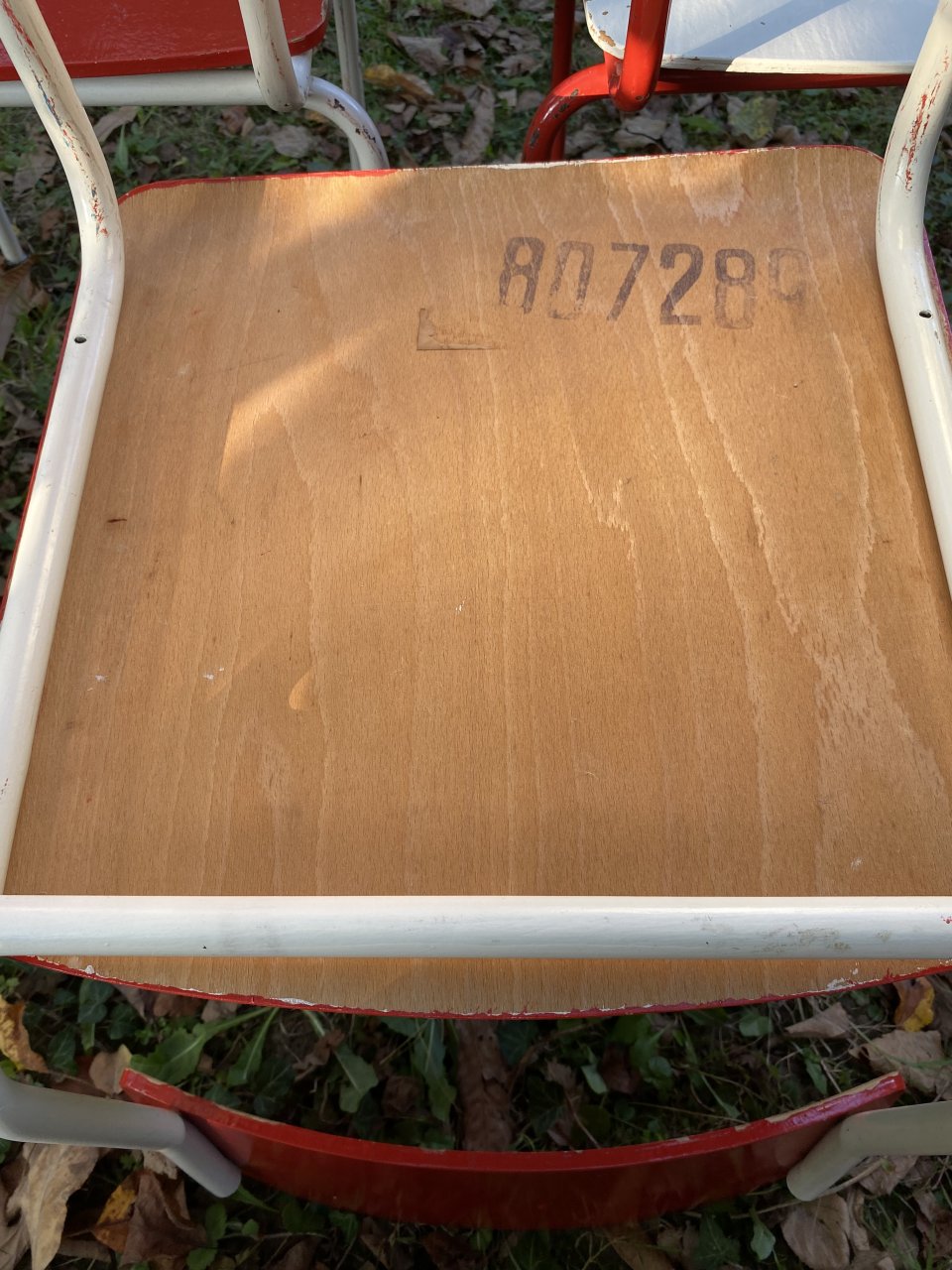 Tolle alte Stühle im Bauhausstil aus der DDR Zeit