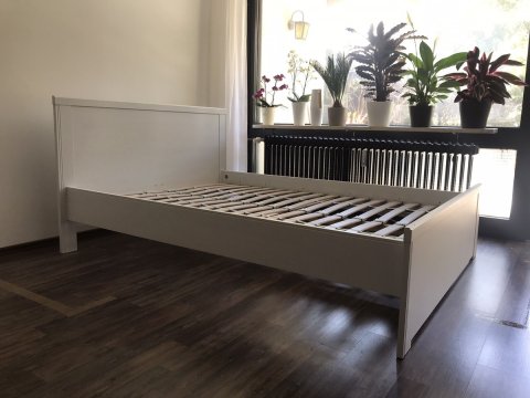 IKEA Bett mit Rost und Matraze für 50 €