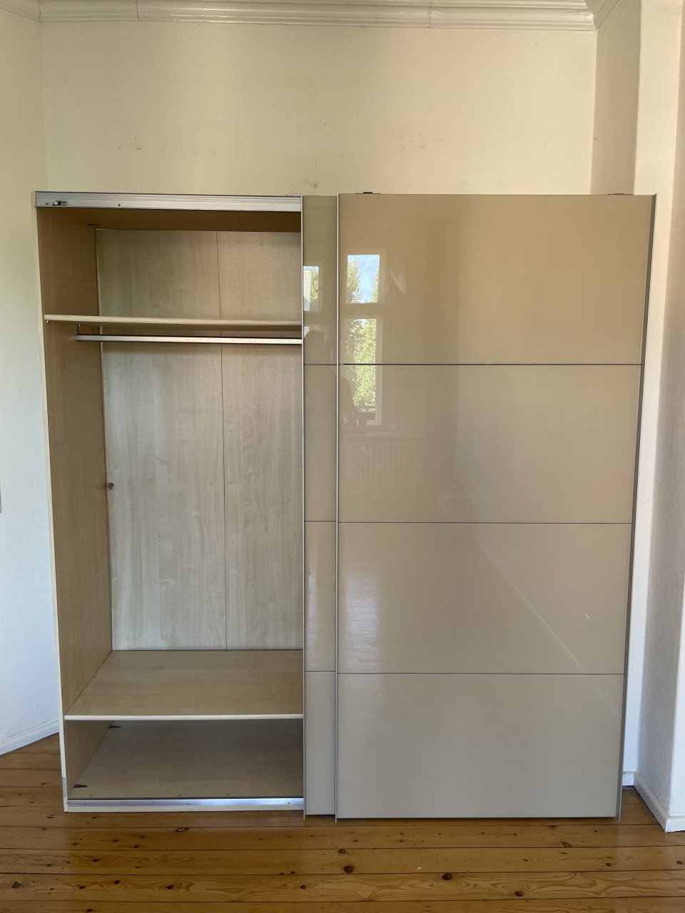 Schwebetüren Schrank
