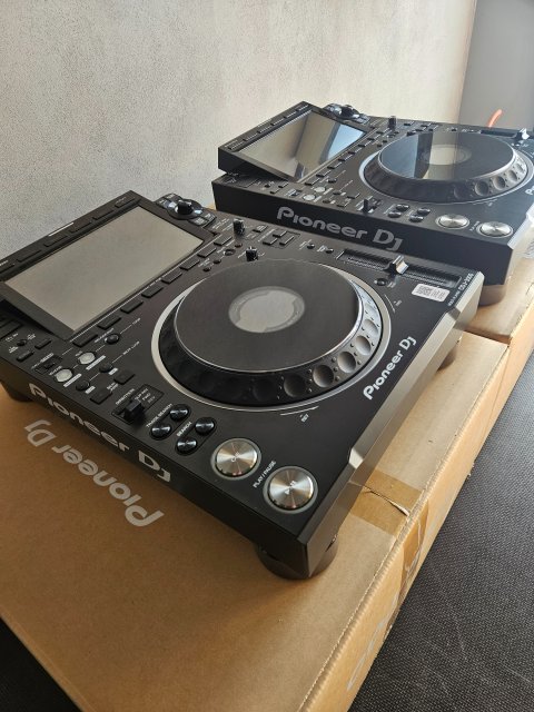 AlphaTheta CDJ-3000X , AlphaTheta Euphonia , Pioneer CDJ-3000, Pioneer DJ DJM-A9, Pioneer CDJ-2000NXS2, Pioneer DJM-900NXS2, Pioneer DJ DJM-V10-LF , AlphaTheta XDJ-AZ, AlphaTheta OMNIS-DUO, Pioneer DJ OPUS-QUAD, Pioneer DJ XDJ-RX3, Pioneer XDJ-XZ, Pioneer DJ DDJ-FLX10 7